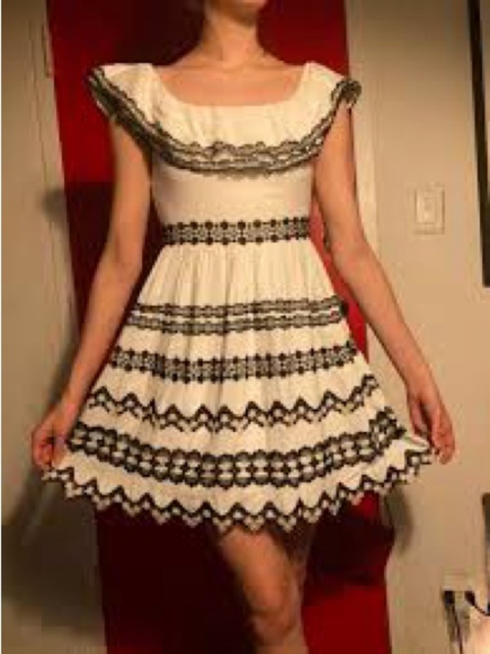 Alice & Olivia Rozzi Off the Shoulder Dress. 6